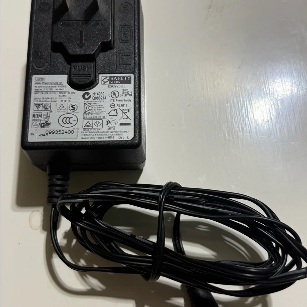 Asian Power Devices AC Adapter 12V Power Supply